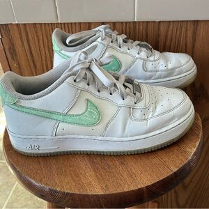 Nike Air White and Mint Green Sneakers